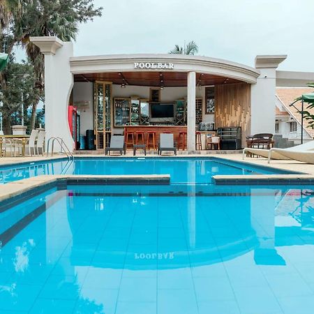 Grik Hotel - Entebbe Zewnętrze zdjęcie