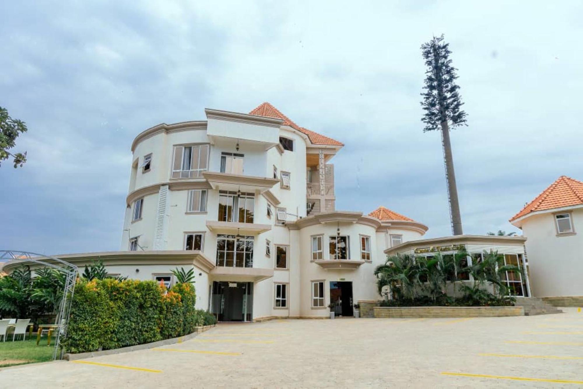 Grik Hotel - Entebbe Zewnętrze zdjęcie