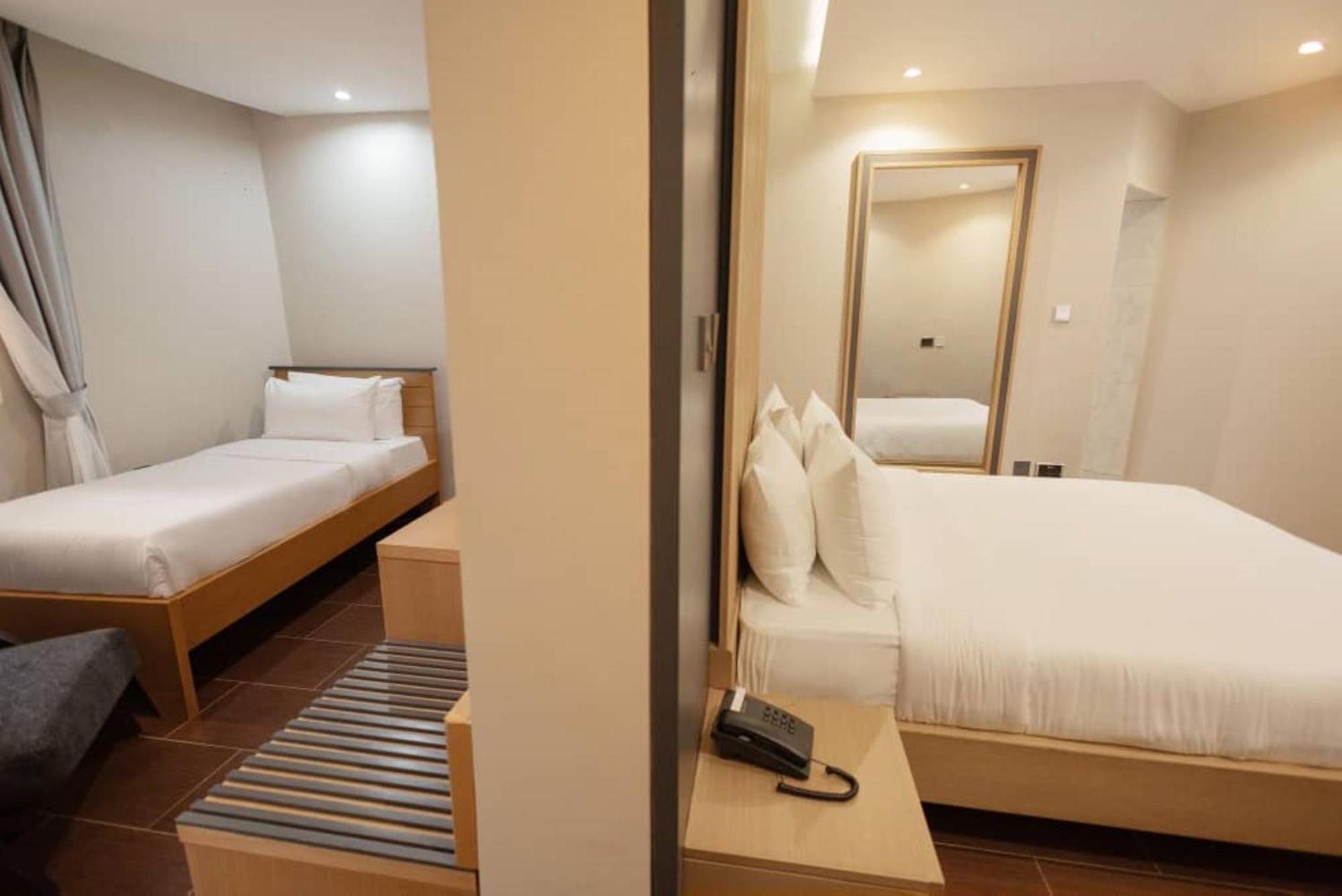 Grik Hotel - Entebbe Zewnętrze zdjęcie
