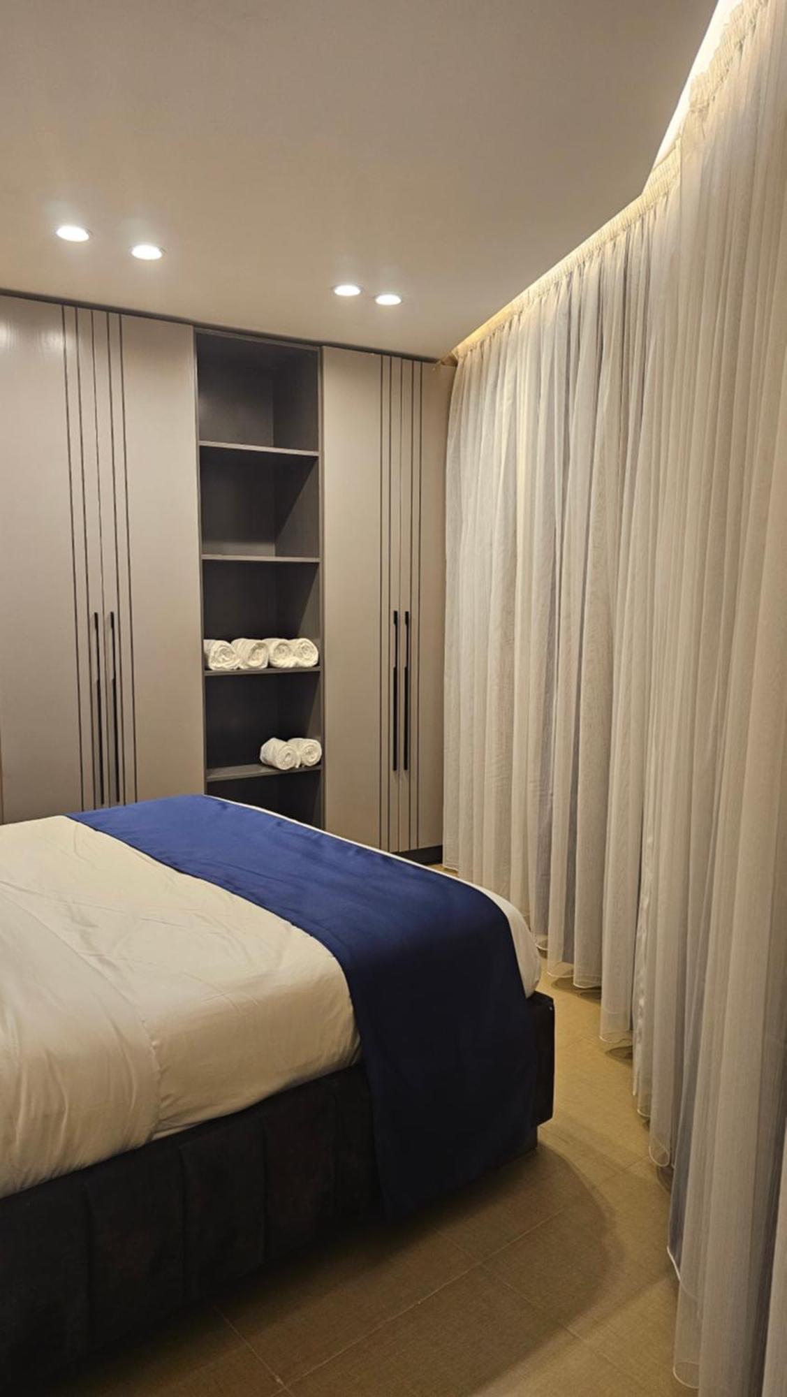 Grik Hotel - Entebbe Zewnętrze zdjęcie