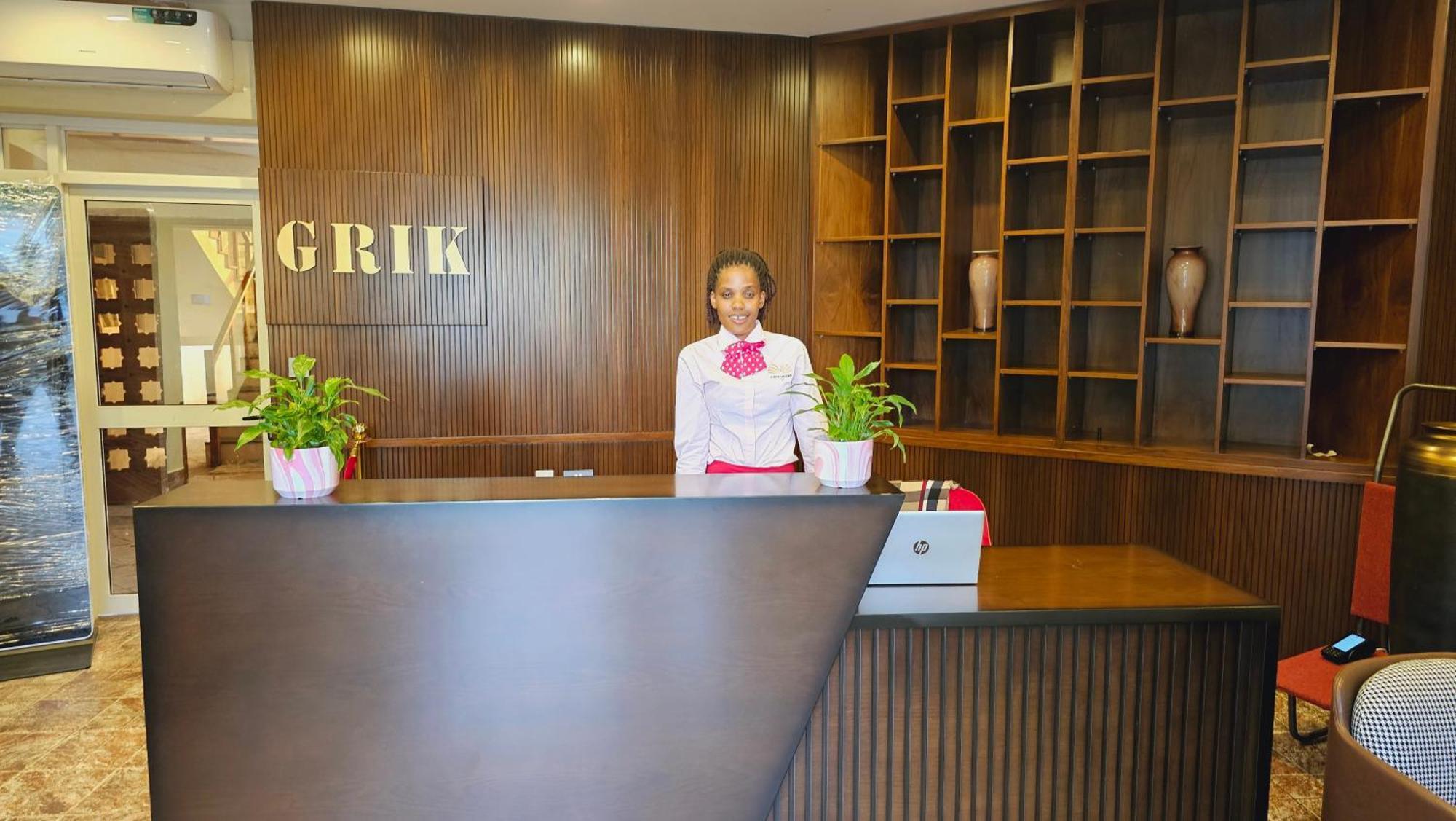 Grik Hotel - Entebbe Zewnętrze zdjęcie